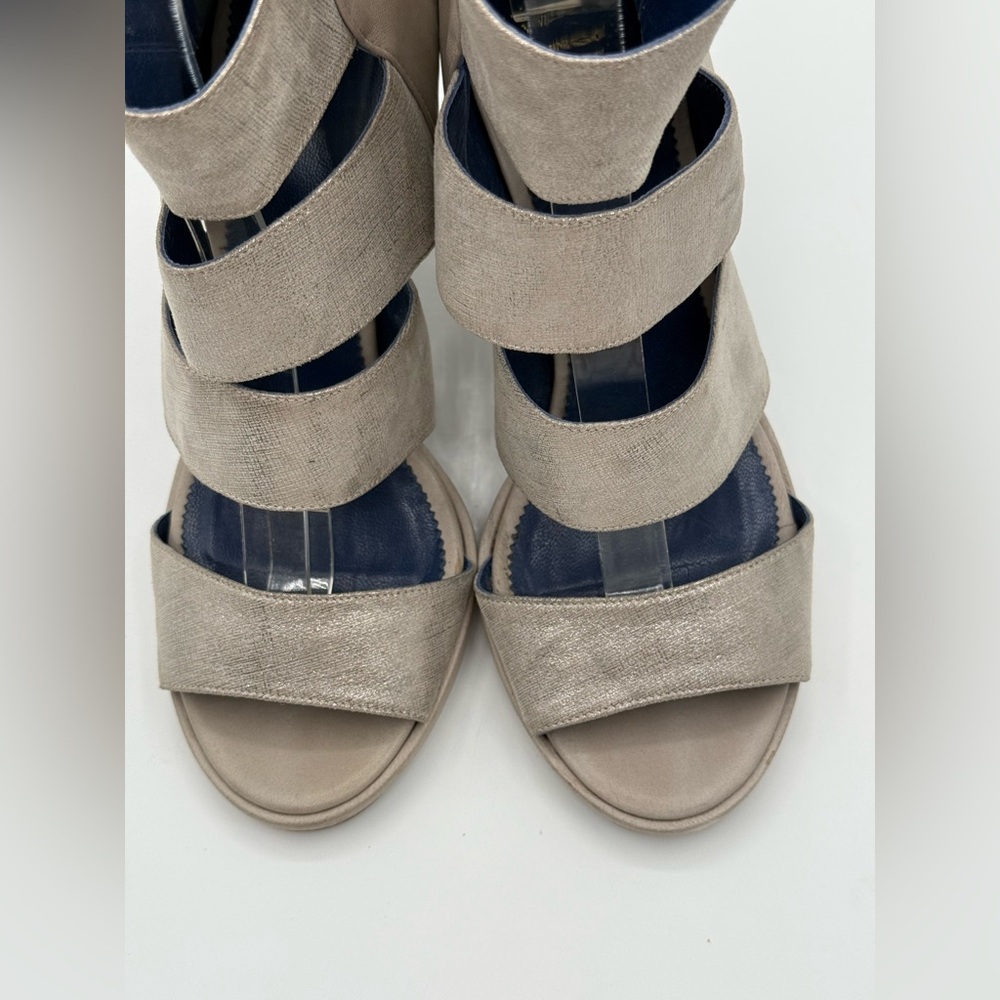 Valentina Rangoni Metallic Silver Strappy Chunky Sandals Stylish Block Heels - Picture 6 of 15